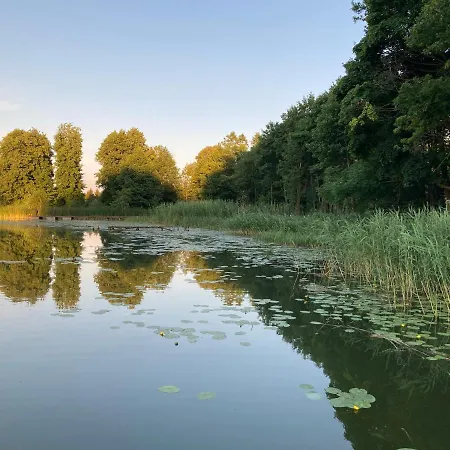 بيت خشبي Cisy Resort-bon Turystyczny,,ogrodzony Teren Na Wylacznosc,150 M Od Jeziora