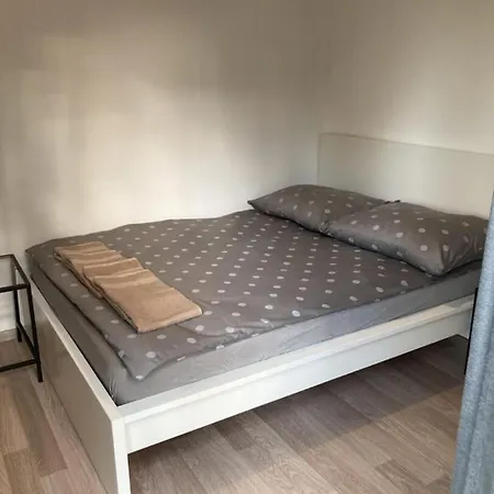 Cisy Resort-bon Turystyczny,,ogrodzony Teren Na Wylacznosc,150 M Od Jeziora Hytte